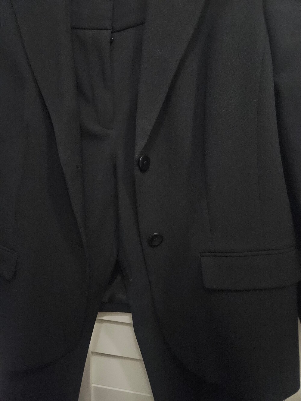 Nine West Woman's Black Two-Piece Suit Jacket & Pants. 12 - Picture 2 of 9